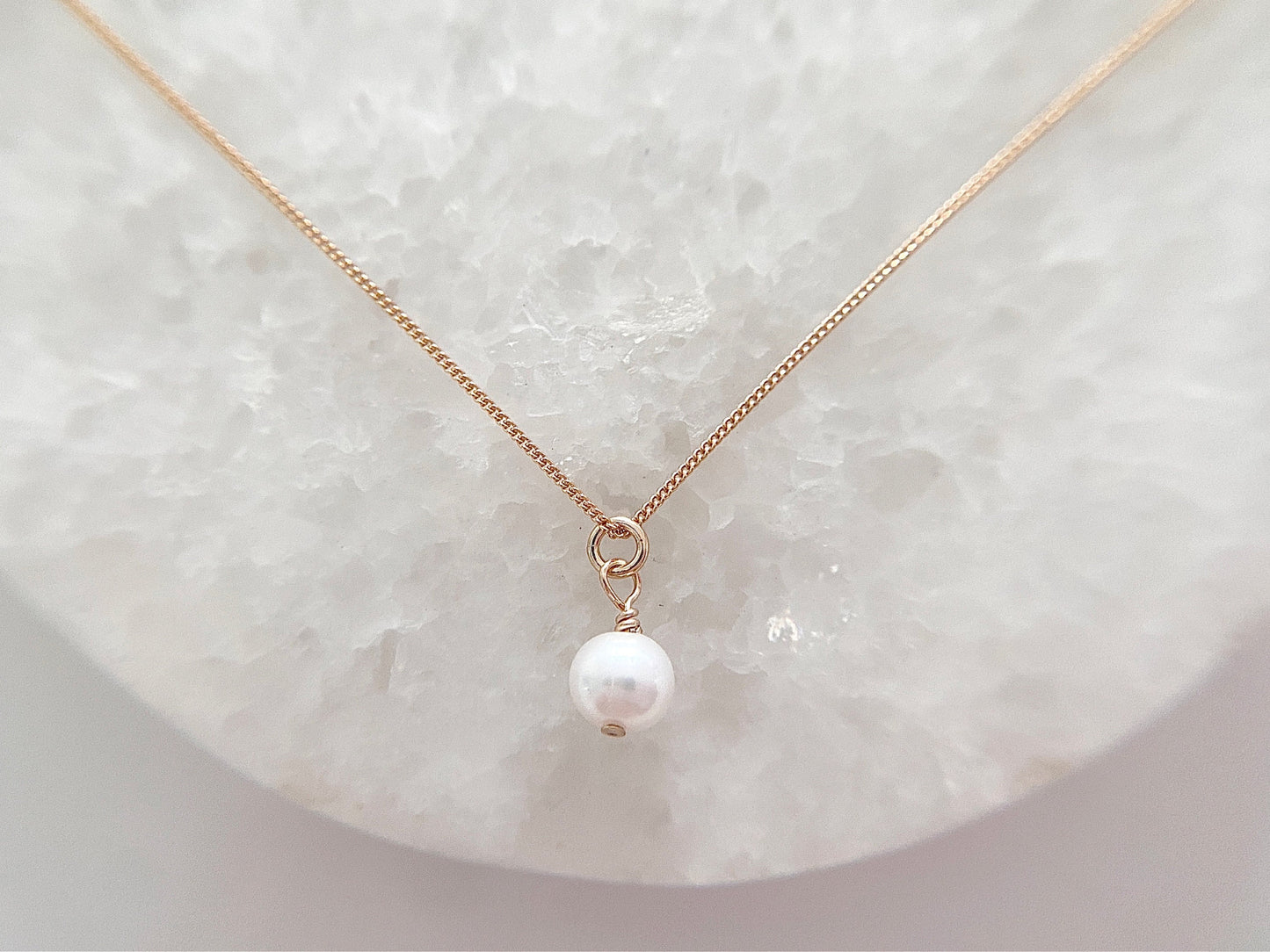Gold Filled Pearl Pendant Necklace