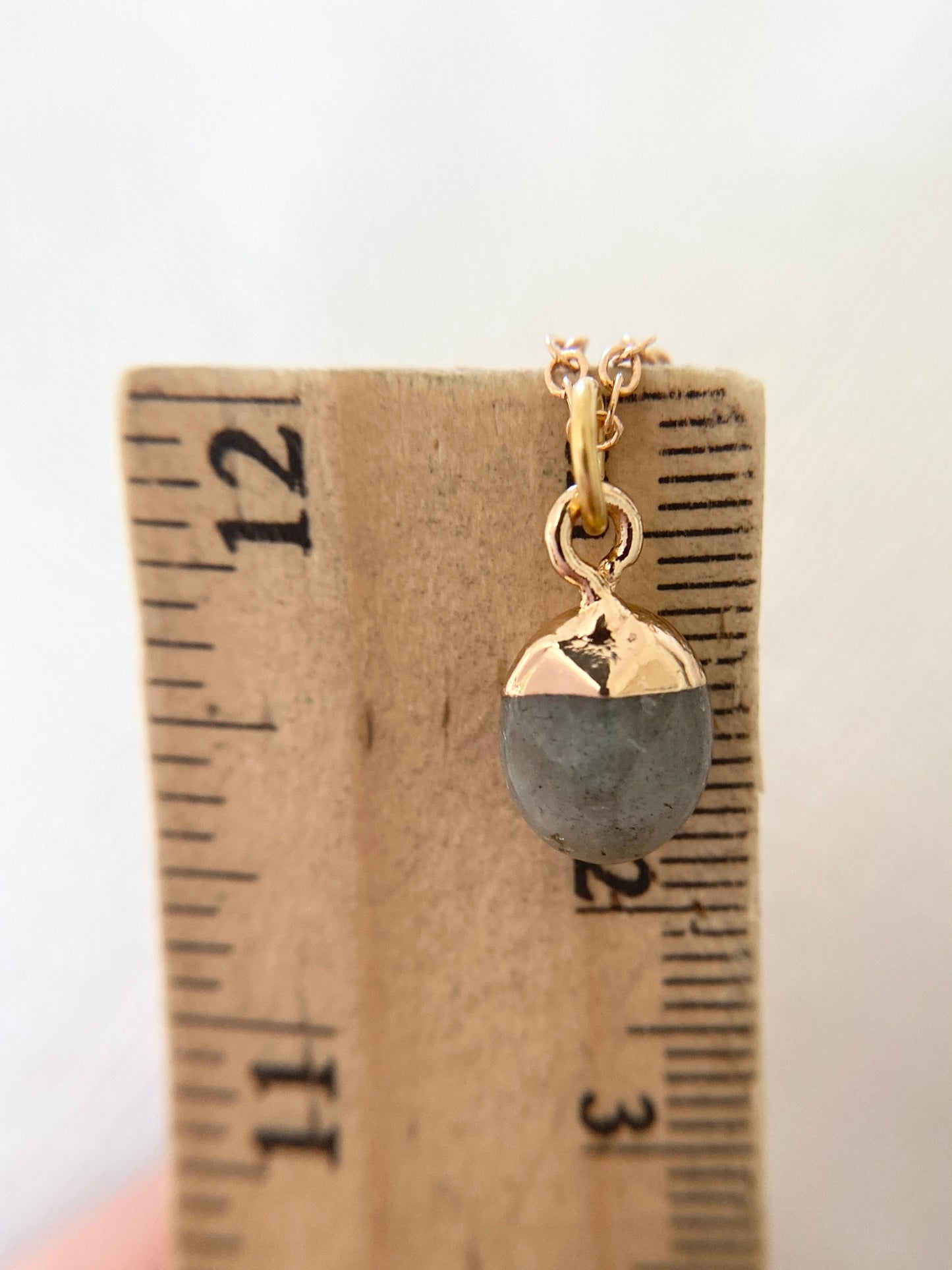 Gold Plated Labradorite Oval Pendant Necklace