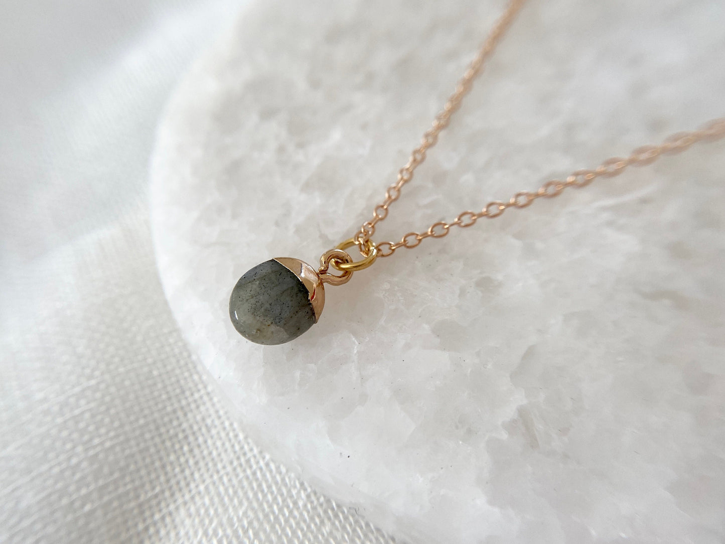 Gold Plated Labradorite Oval Pendant Necklace